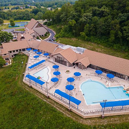 Quiet Home Minutes From Lake Galena & Eagle Ridge Εξωτερικό φωτογραφία