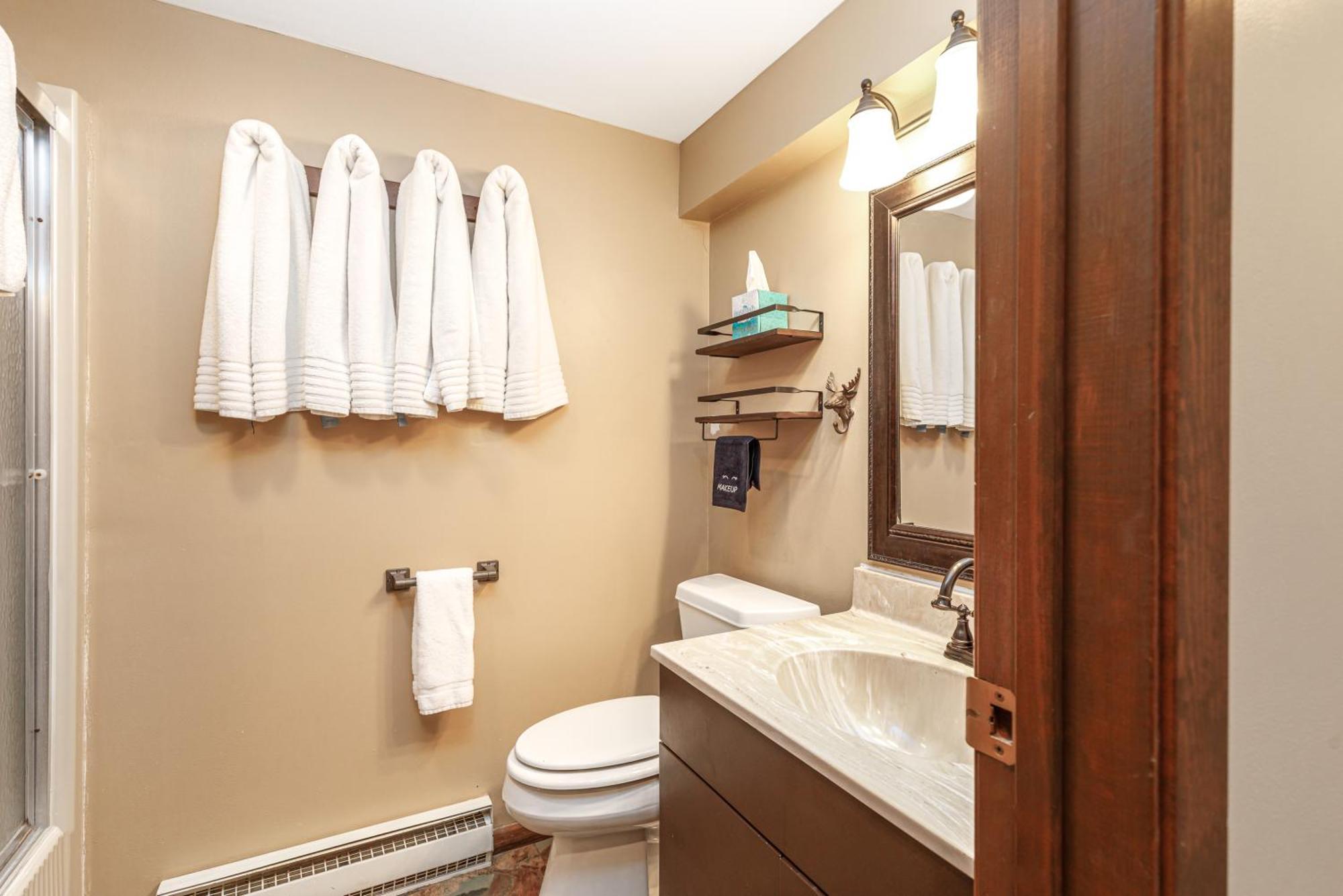 Quiet Home Minutes From Lake Galena & Eagle Ridge Εξωτερικό φωτογραφία