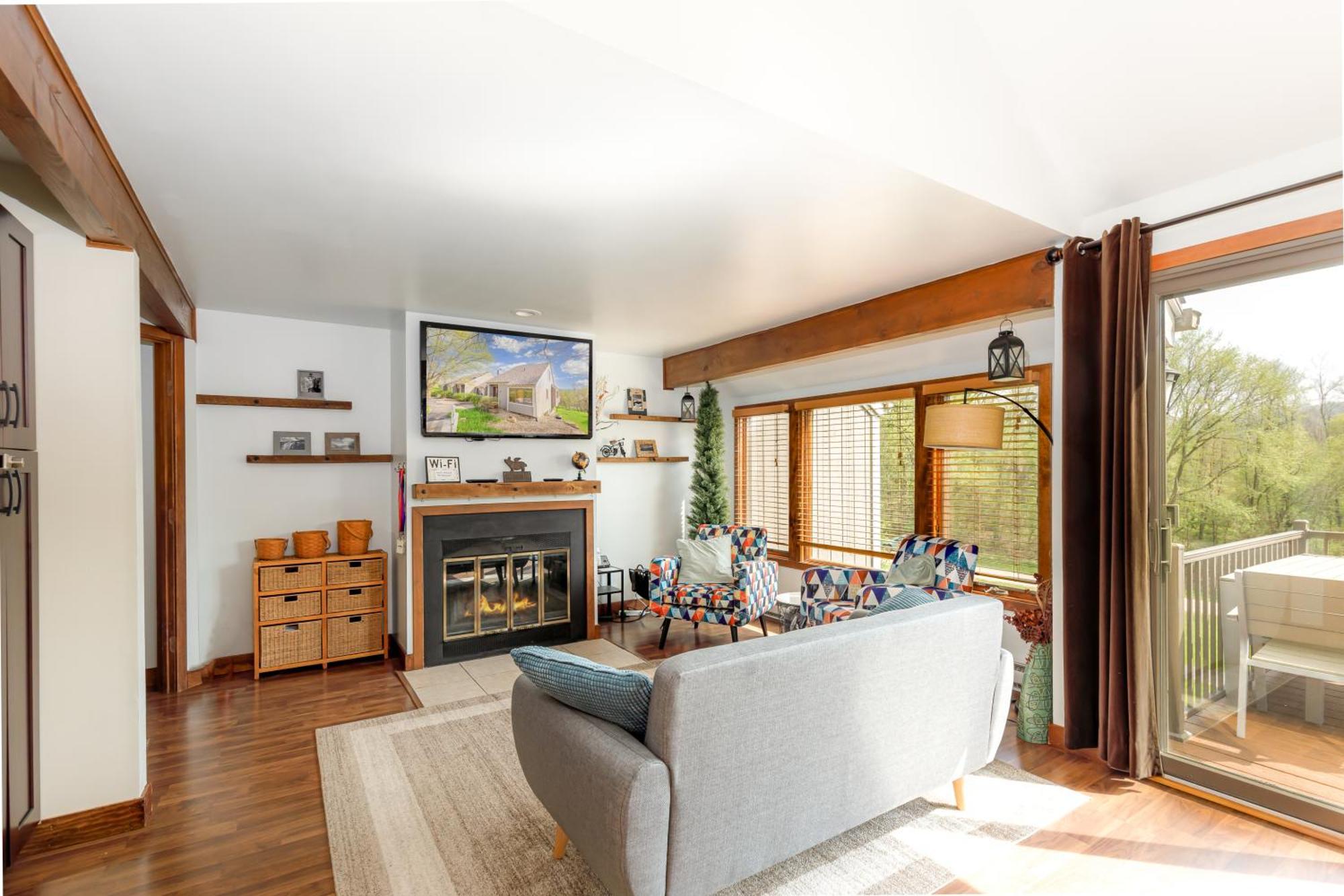 Quiet Home Minutes From Lake Galena & Eagle Ridge Εξωτερικό φωτογραφία